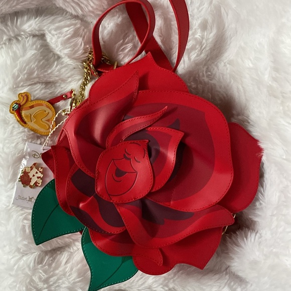 ✨SOLD!!✨NWT🌹 RETIRED RARE Loungefly Stitch Shoppe Alice in Wonderland Crossbody - Picture 2 of 8